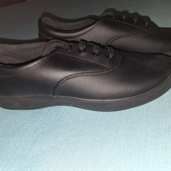 Grasshopper Ortholite Sneaker - Black Leather - Size 9M - Picture 2 of 7